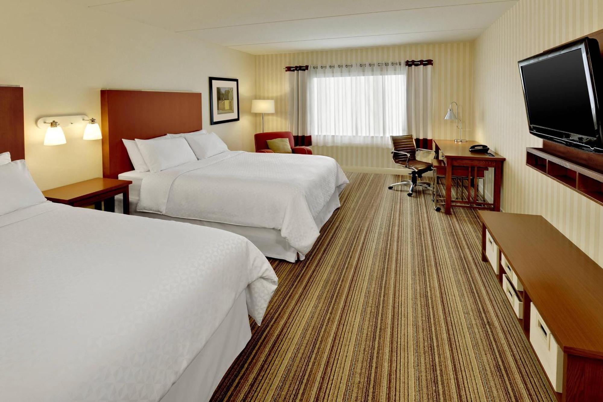 โฟร์ พอยต์ บาย เชอราตัน เคมบริดจ์ คิทเชนเนอร์ ออนทาริโอ Hotel ภายนอก รูปภาพ